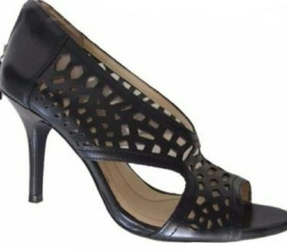 Tahari Mesh Cut Out Heels - Size 8 - Picture 2 of 6